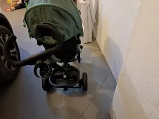 Triciclo infantil verde