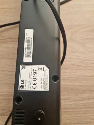 Barra de Sonido LG Bluetooth Negra