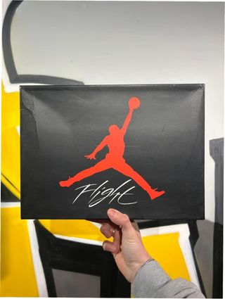 Nike Air Jordan 4 x Travis Scott Talla 41