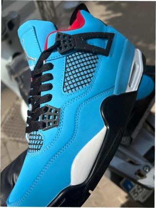 Nike Air Jordan 4 x Travis Scott Talla 41
