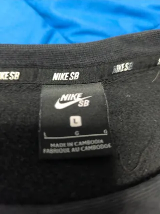 Sudadera Nike SB Negra