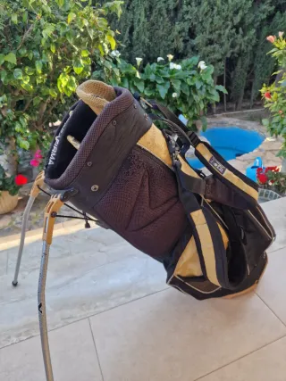 Bolsa de Golf Callaway Negra y Dorada