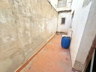 Local comercial en venta en Petrer