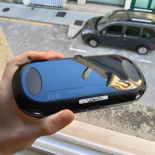 PS Vita Fat con juegos Psvita