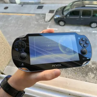 PS Vita Fat con juegos Psvita