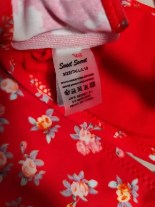 Traje de baño bikini rojo floral