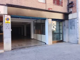 Local comercial en la entrada de Rubí de 161metros