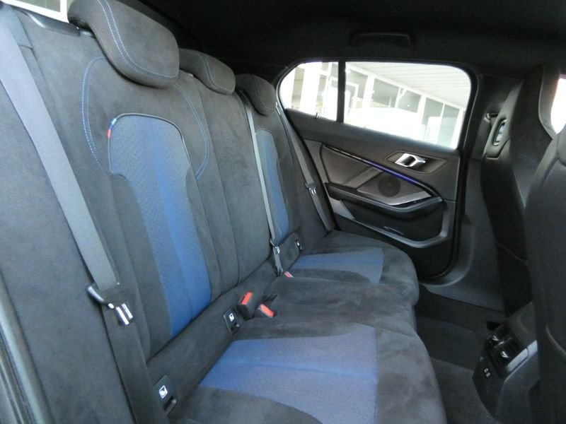 BMW Serie 1 M135i xDrive (F40) 2021, foto 23