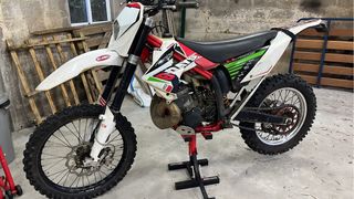 Gas Gas 300 Six Days acepto cambios