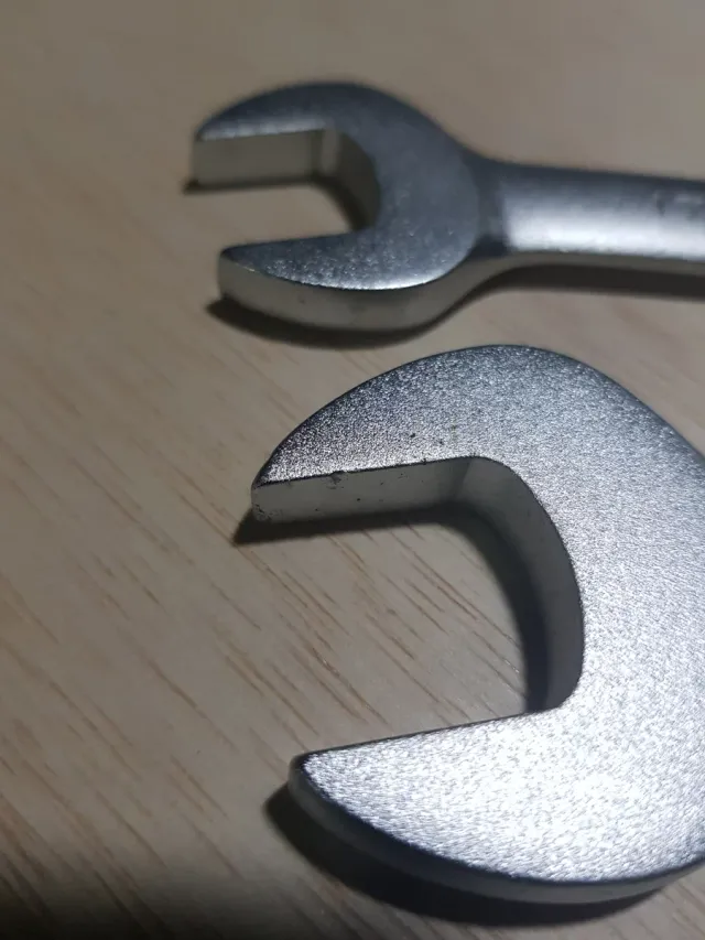 Juego de 2 llaves fija y carraca 17mm y 21mm