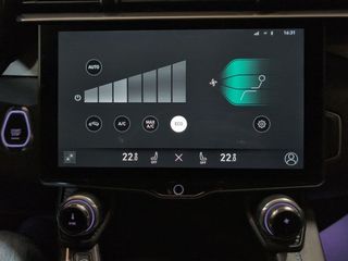 Lynk & Co 01 1.5 TD PHEV