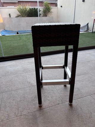 3 Taburetes de exterior ratán marrón