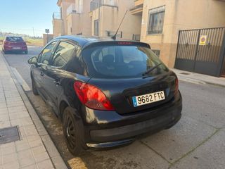 Peugeot 207 2006