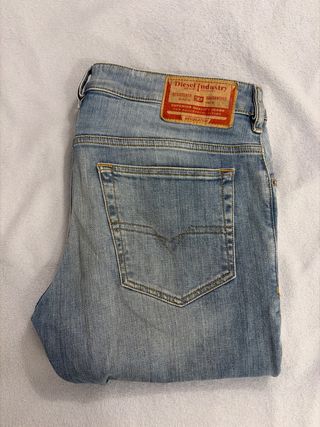 Pantalones vaqueros Diesel  Talla 33w 32L