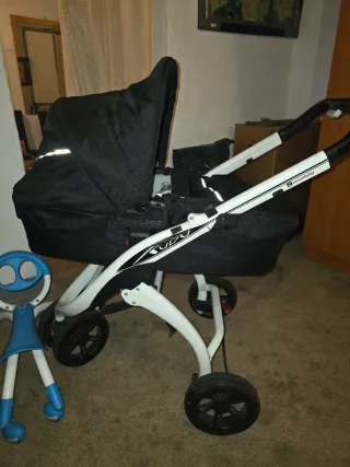 Carro Casual Play con capazo y silla