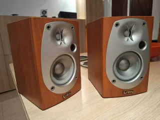 Infinity beta altavoces excelente sonido
