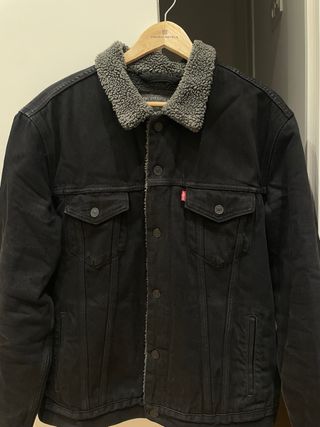 Chaqueta Levi's Negra con Forro