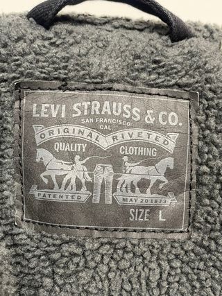 Chaqueta Levi's Negra con Forro