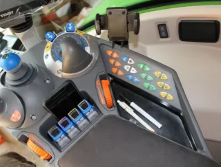 Compartimento para Fendt botonera