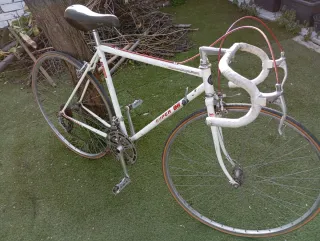 Bicicleta de carretera BH Super G6