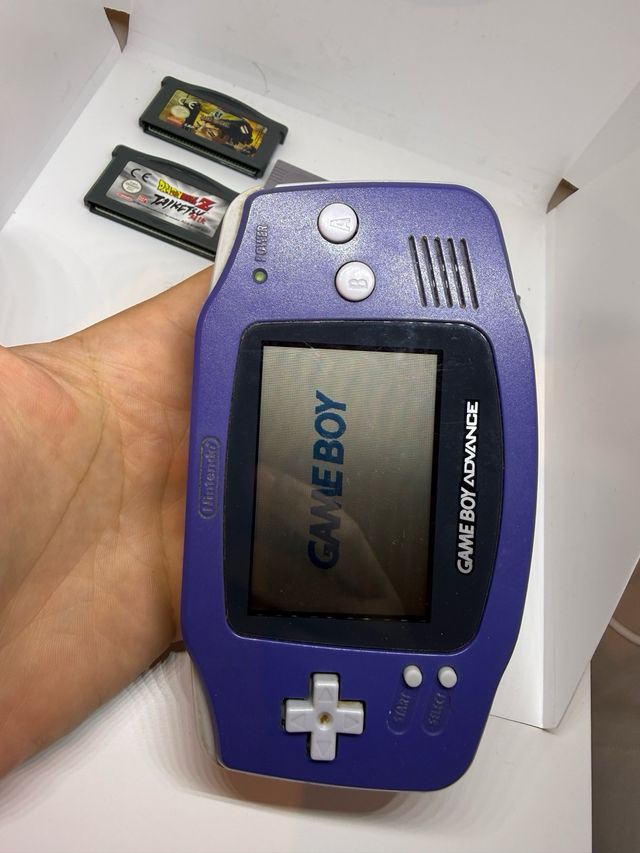 Console Game Boy Advance Viola + Giochi