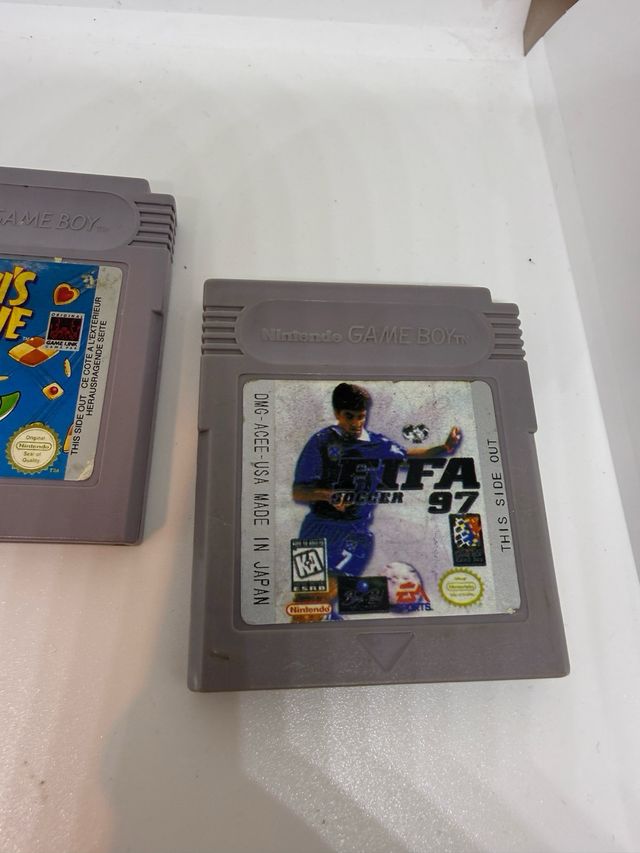 Console Game Boy Advance Viola + Giochi