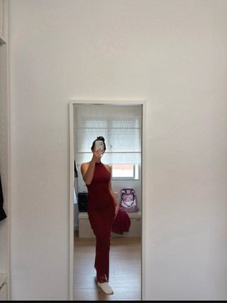 Vestido Zara drapeado burdeos Talla única