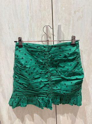 Minifalda lunares Pull&Bear verde