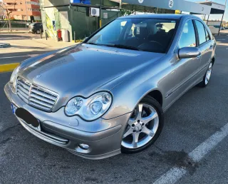 Mercedes-Benz Clase C 2007