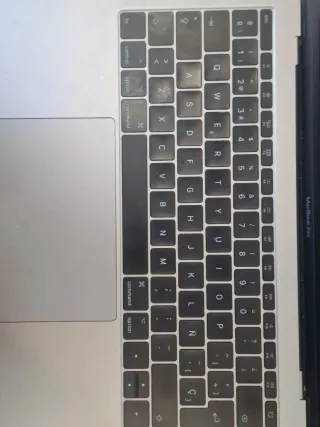 MacBook Pro 13 2017 i5 8GB 256GB SSD + Scatola