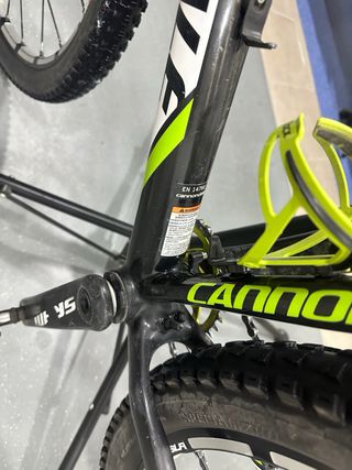 Cannondale F29 Carbon Lefty M - Mavic SL