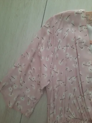 Vestido romántico largo en tonos pastel