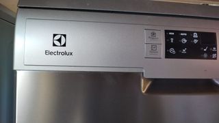 Lavavajillas Electrolux Inox 85x60cm 3 Bandejas