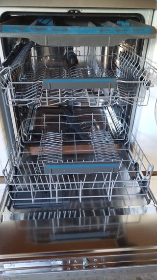 Lavavajillas Electrolux Inox 85x60cm 3 Bandejas