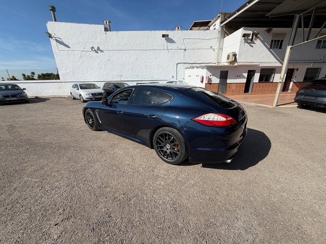 Porsche Panamera 2011