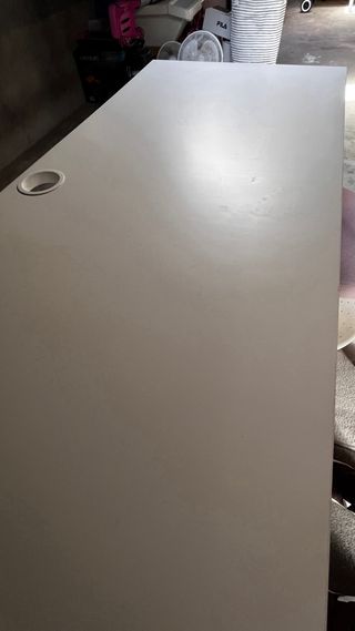 Escritorio Ikea Blanco y Rosa