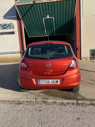 Opel Corsa 2011 178.000km