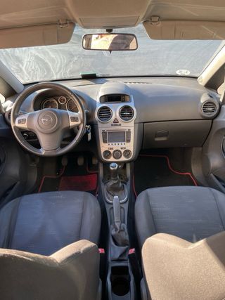 Opel Corsa 2011 178.000km