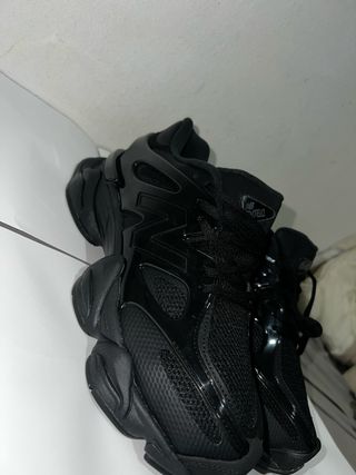 Zapatos New Balance 9060 Negros