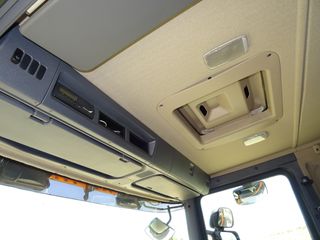 Scania P 380-CAMIONES GRUAS