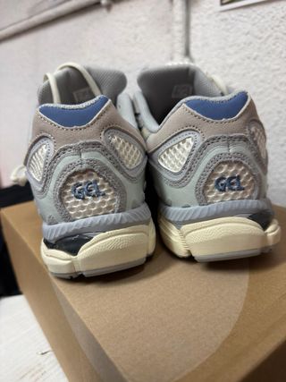 Asics Gel NYC Gris/Blanco Talla 43.5