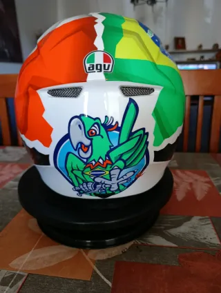 Capacete Agv do piloto franco morbidelli tamanho S