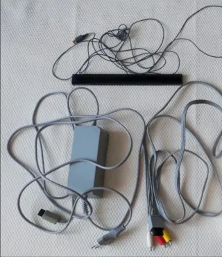 Consola Nintendo Wii  +Super Mario Bros + 2 mandos