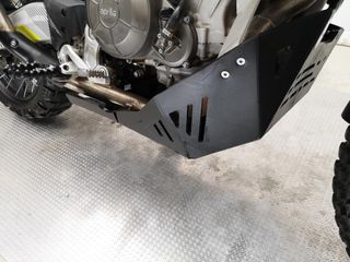 APRILIA TUAREG 660 2022 28440 kms.