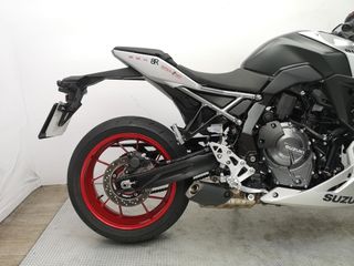 SUZUKI GSX-8R 2025 3197 kms.