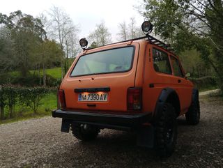 Lada Niva 1998