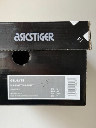 Asics Gel-Lyte Burgundy Snow White [38]