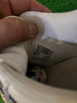 Nike Air Force 1 Plata y Blanco