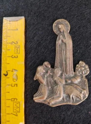 Insignia Virgen María antigua devocional