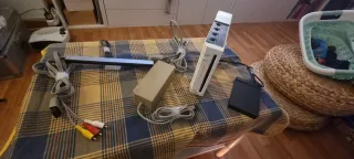 NINTENDO WII + DISCO DURO 500GB CON JUEGOS  VARIOS